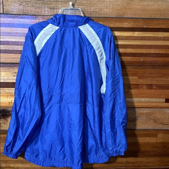 Vintage Windbreaker - Picture 2 of 2